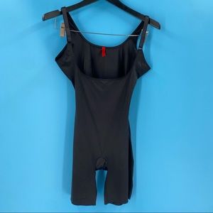 Spanx Open Bust Shaping Bodysuit black